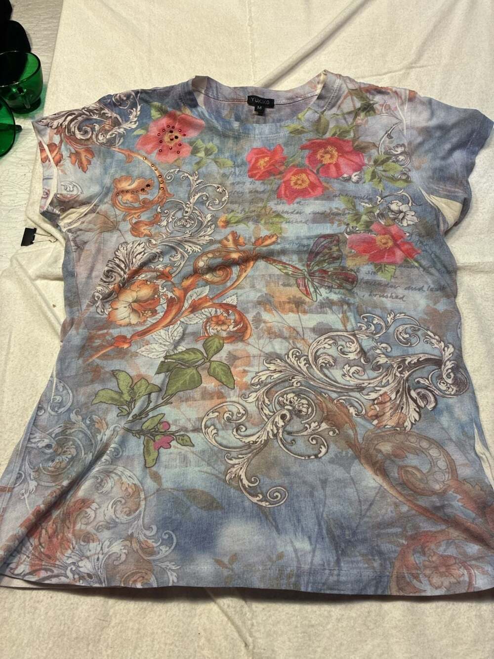 Yukiko Floral Butterfly Rhinestone Graphic T-Shirt Size M